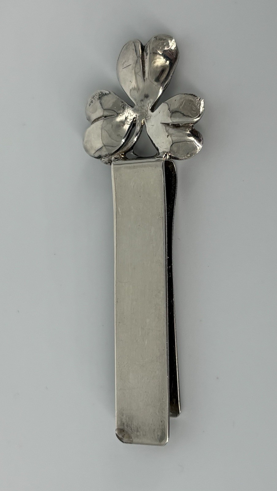 LEONORE DOSKOW INC. Silver Plate Minimalist Clover BOOKMARK 1980’s