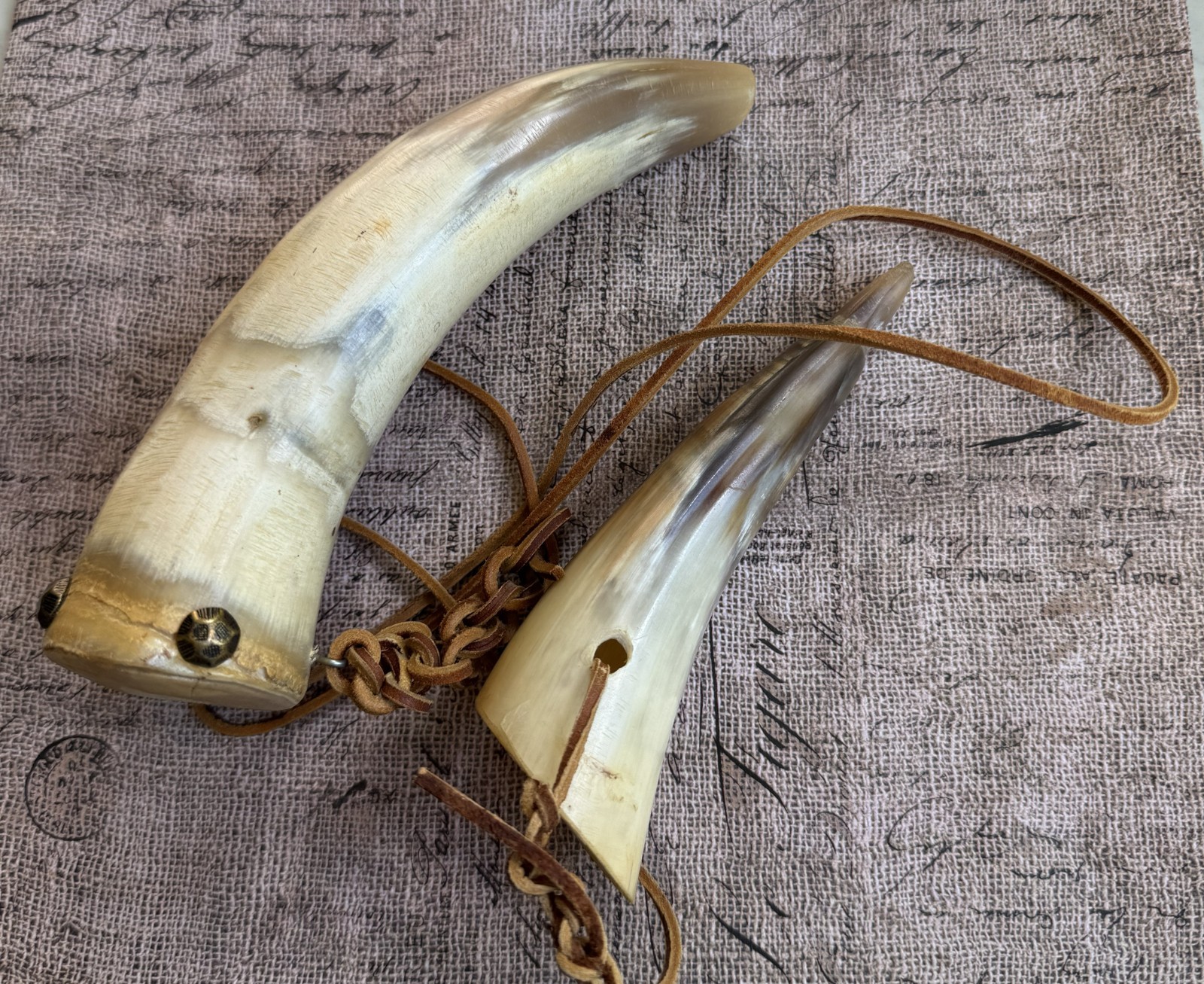 Vintage Handmade Gun Black Powder Horn & Flask 8" & 6" Real Cow Horn