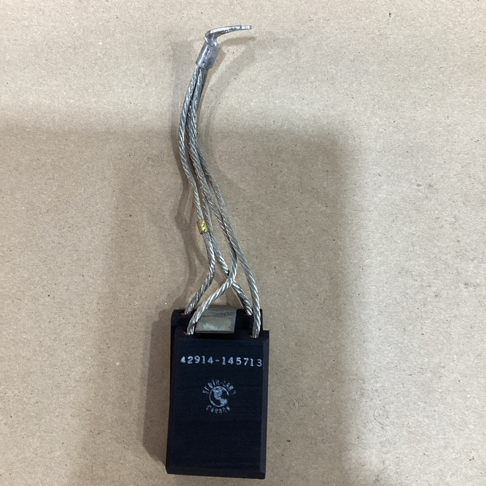 (LOT OF 4) South-Land Carbon 42914-145713 Motor Brush