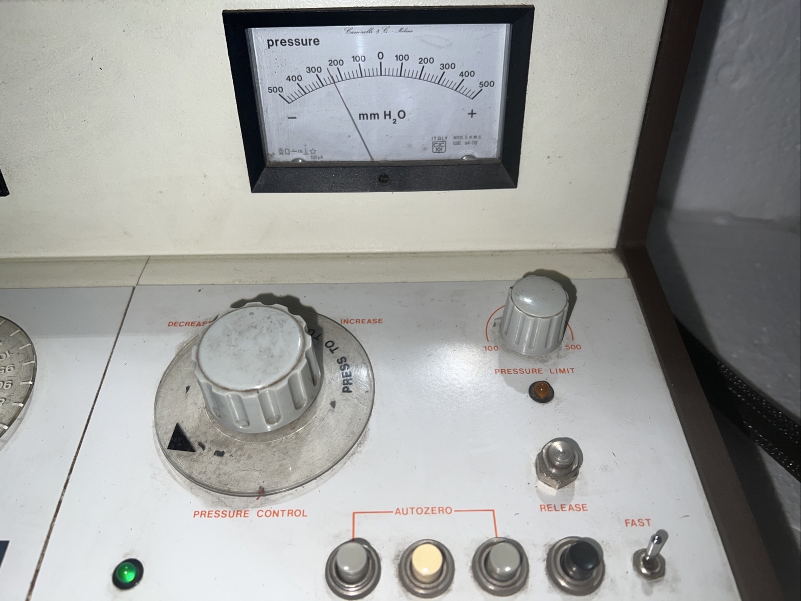 AUDIOMETER-AMPLAID 702 AUDIOMETER