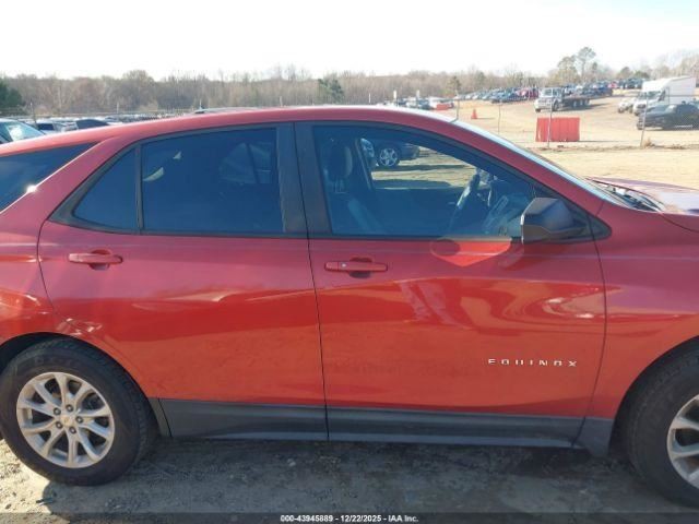 EQUINOX   2020 Glove Box 4968616