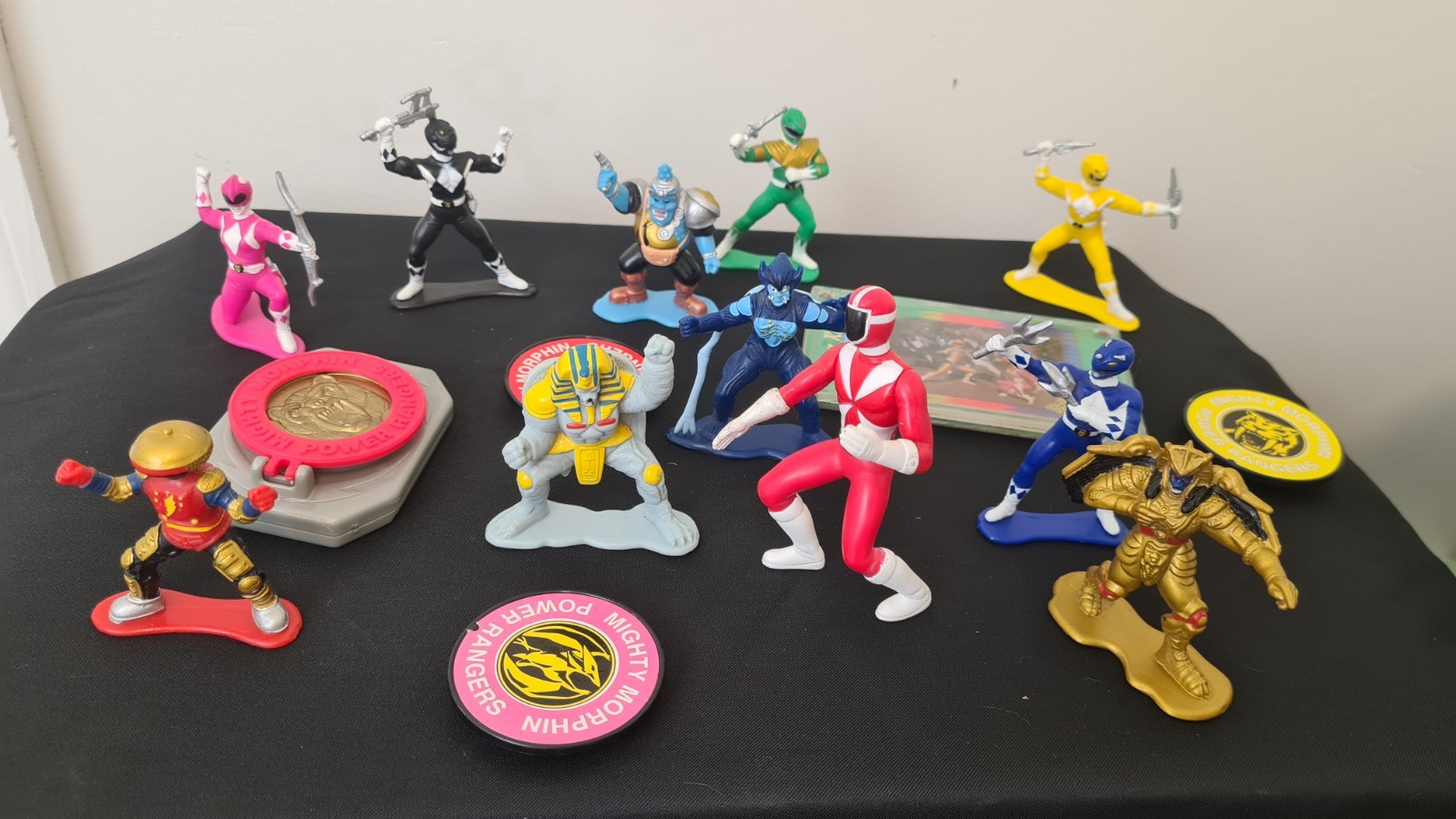 Vintage 1993 Bandai Mighty Morphin Power Rangers  PVC 3" Mini  Figures Lot