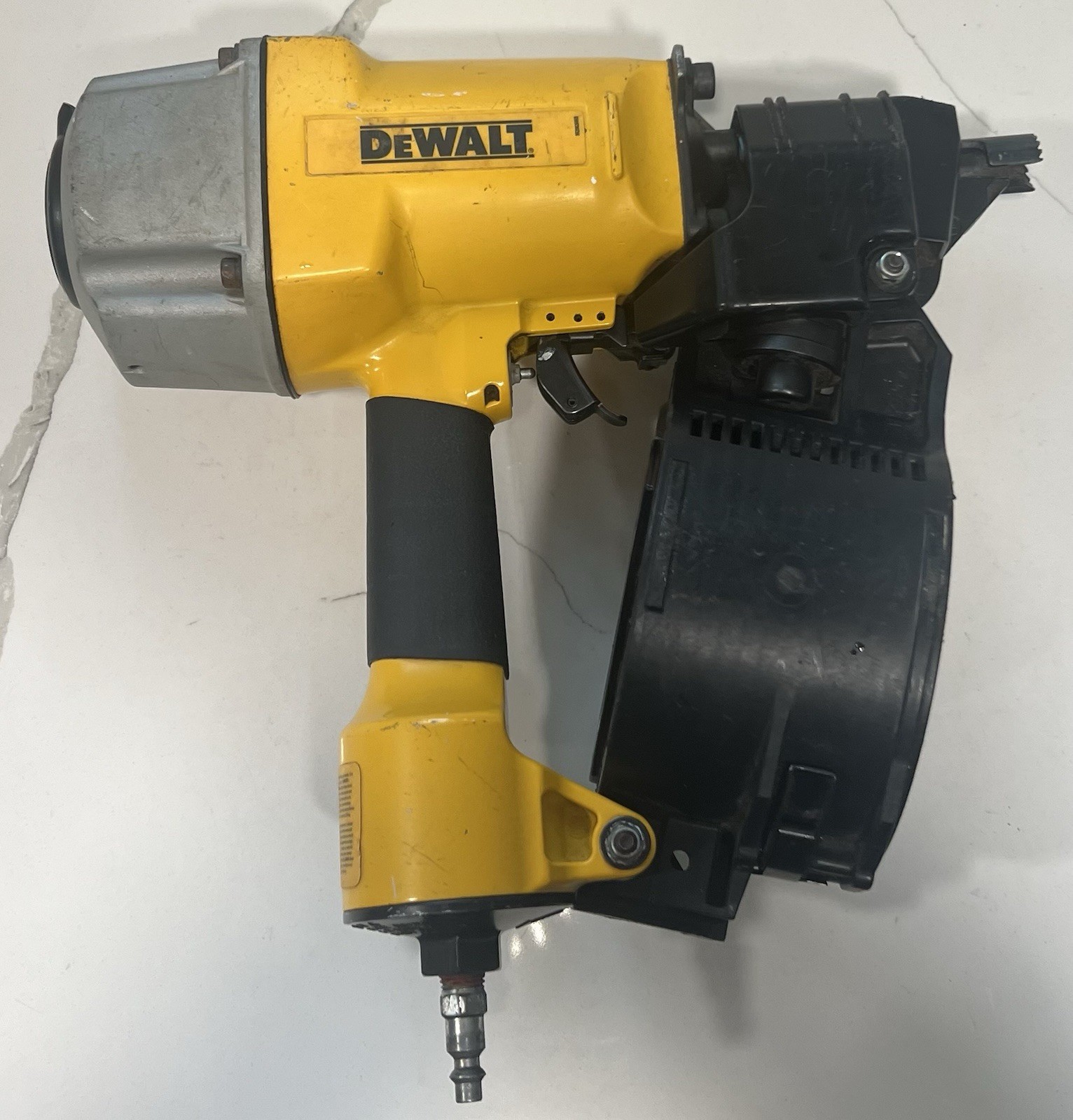 DEWALT 15 Degree Pneumatic Coil Nailer