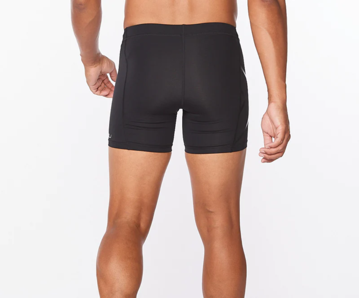 BARGAIN || 2xu Mens Compression 1/2 Shorts - Black/Nero