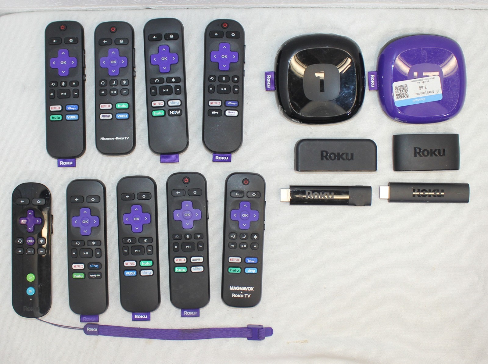 Large Lot of ROKU Streamers + Remotes COMPLETELY UNTESTED - Assorted models