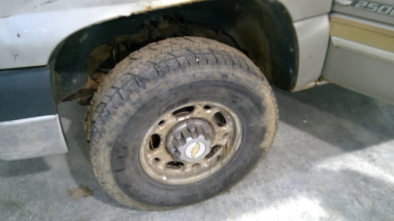 Driver Left Front Spindle Knuckle Fits 00-13 Suburban 2500 3763154