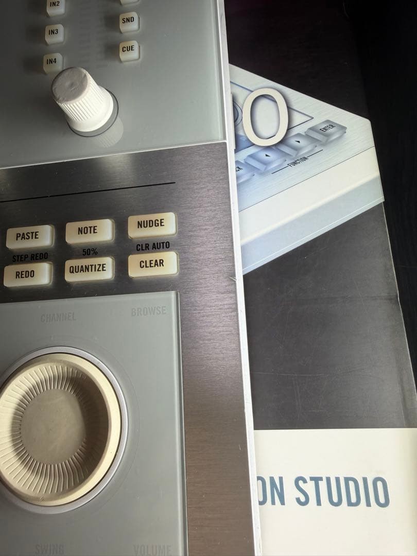 Native Instruments Maschine Studio Silver Groove Production Boxed Tested
