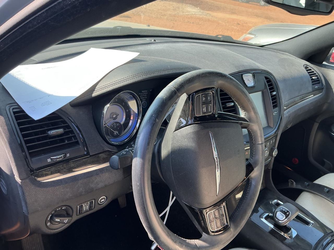 300 2013 Glove Box 5018752