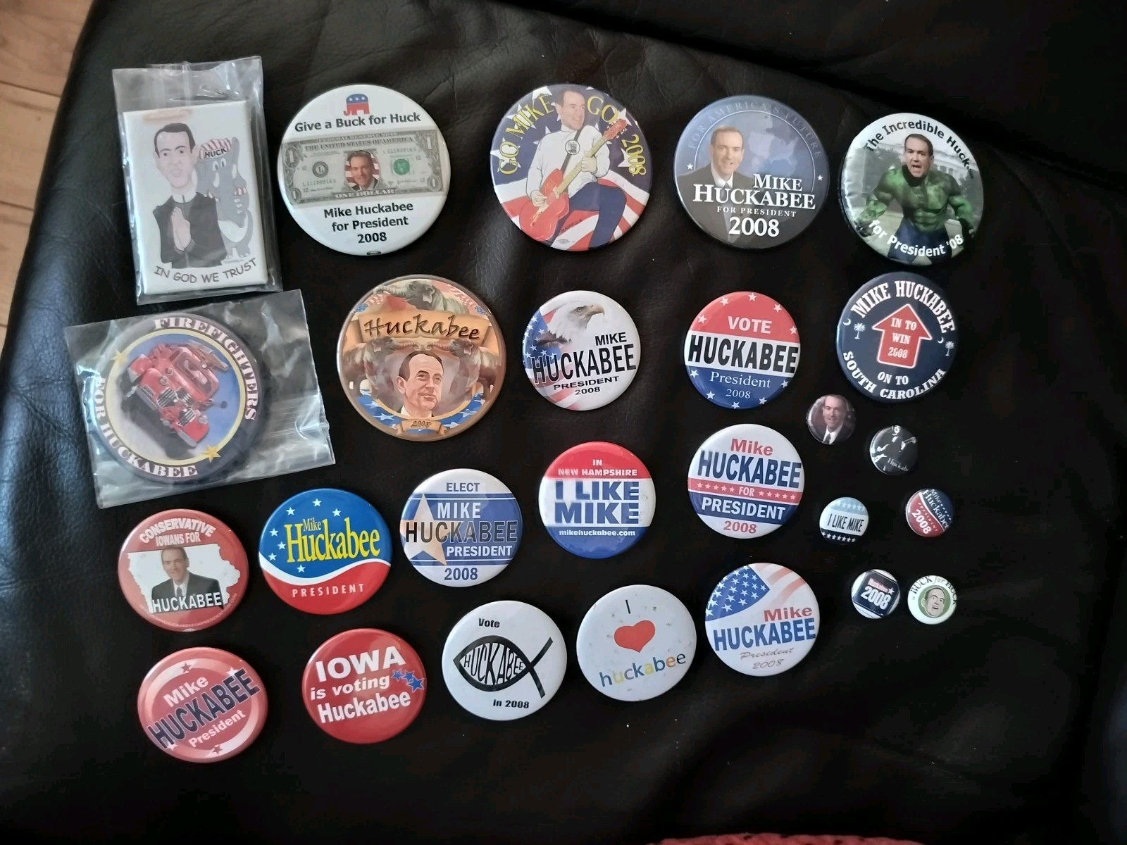 Mike Huckabee 2008 Presidential Campaign Buttons Set Of 26