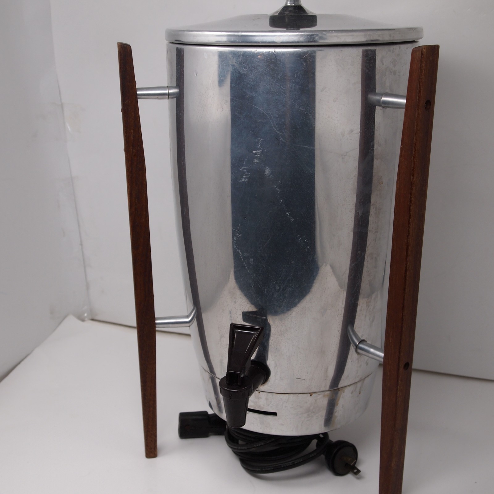 VTG 40 Cup Regal No. 7016 Style Automatic Coffee Percolator/Urn MCM Atomic Style