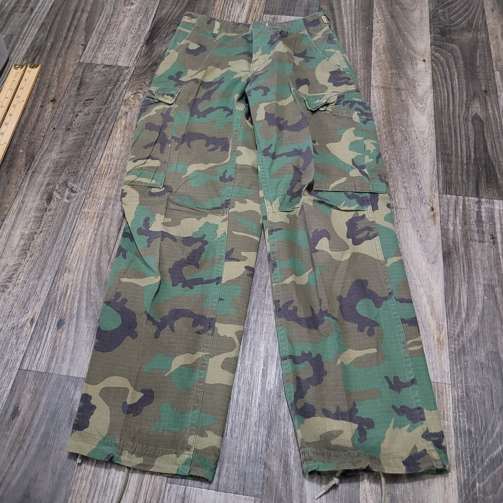Vintage 1980s ERDL Rip Stop Woodland Camo Jungle Pants Army X-Small Short