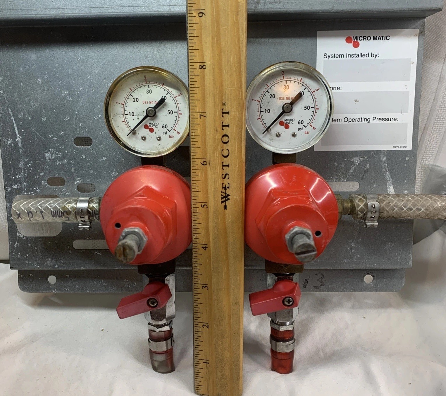 Micro Matic Double Gauge Draft Beer Regulator Shut Off Values Panel Untested