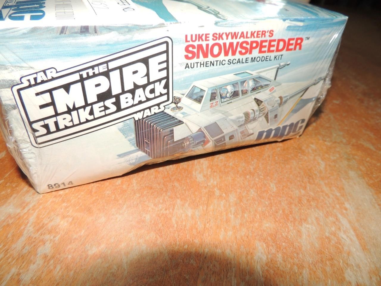 MPC Star Wars Empire Strikes Back Snowspeeder Commerative Model Kit NEW Sealed