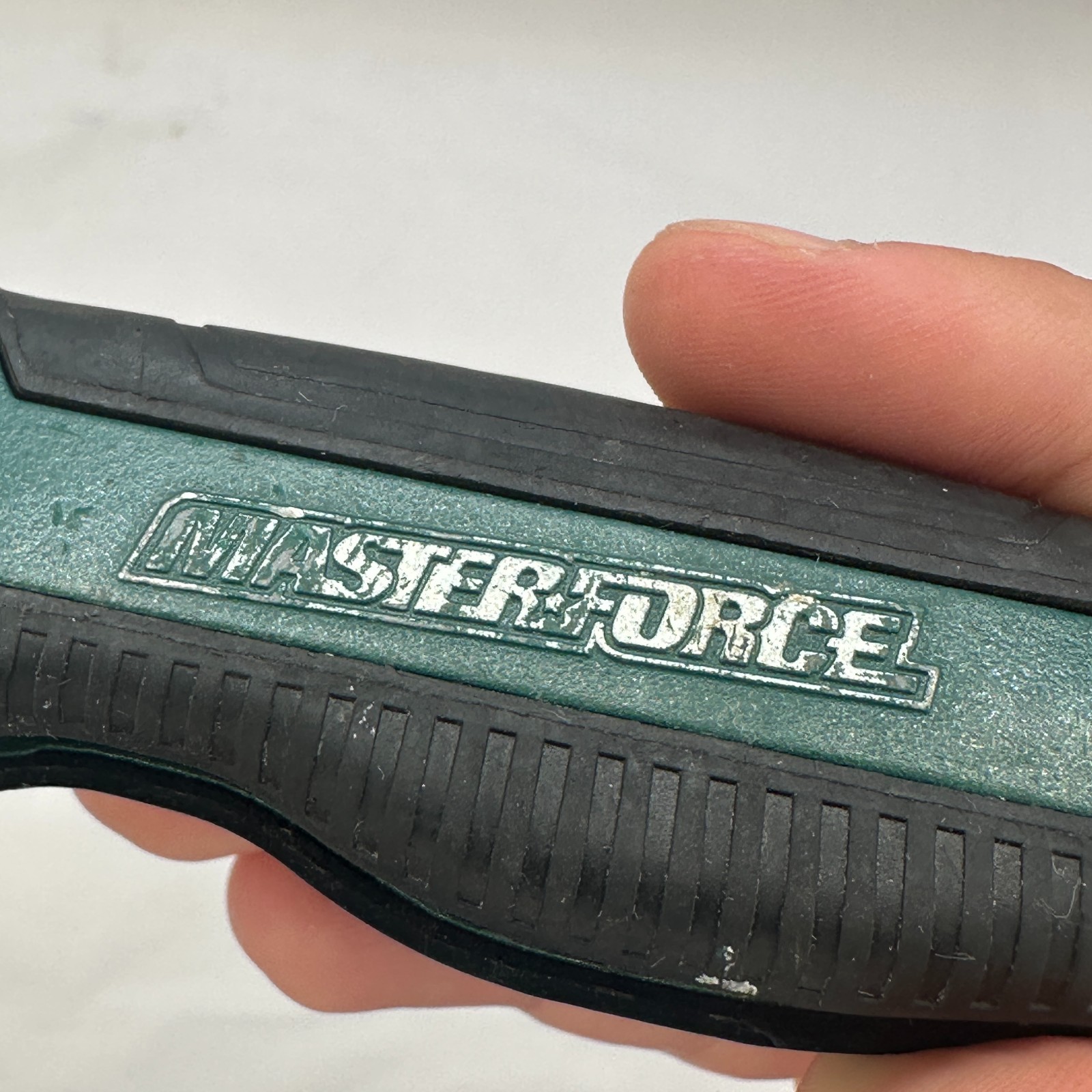 Masterforce Utility Knives Folding Quick Change Retractable