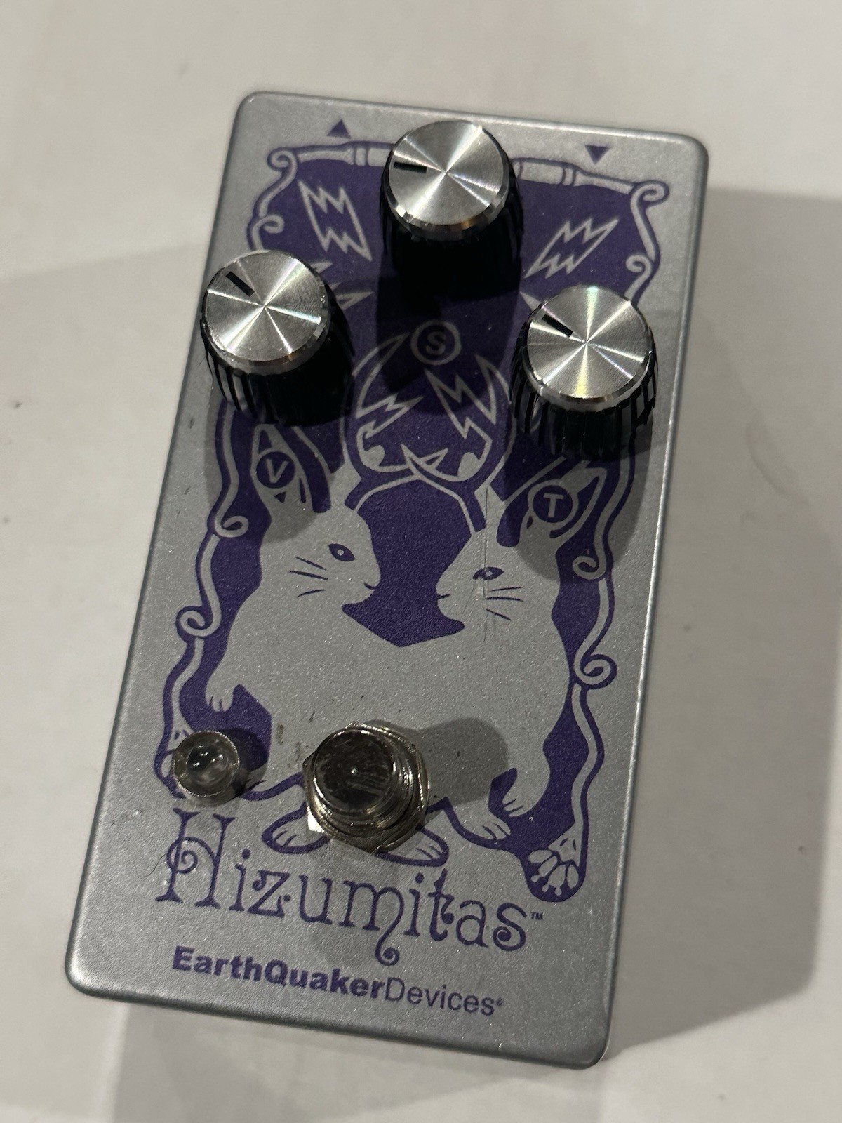 EQD EarthQuaker Devices Hizumitas Fuzz Sustainar Guitar Effects Pedal