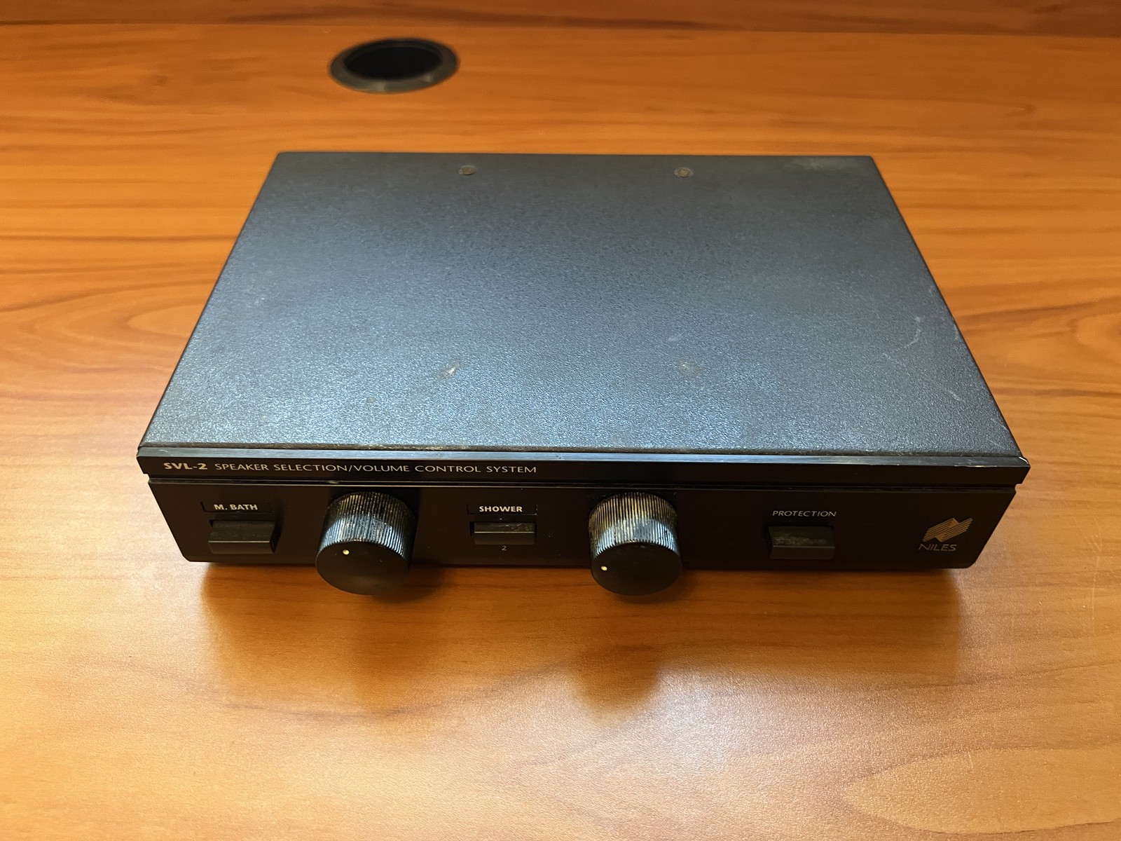 Niles Audio SVL-2 Speaker Volume Control System