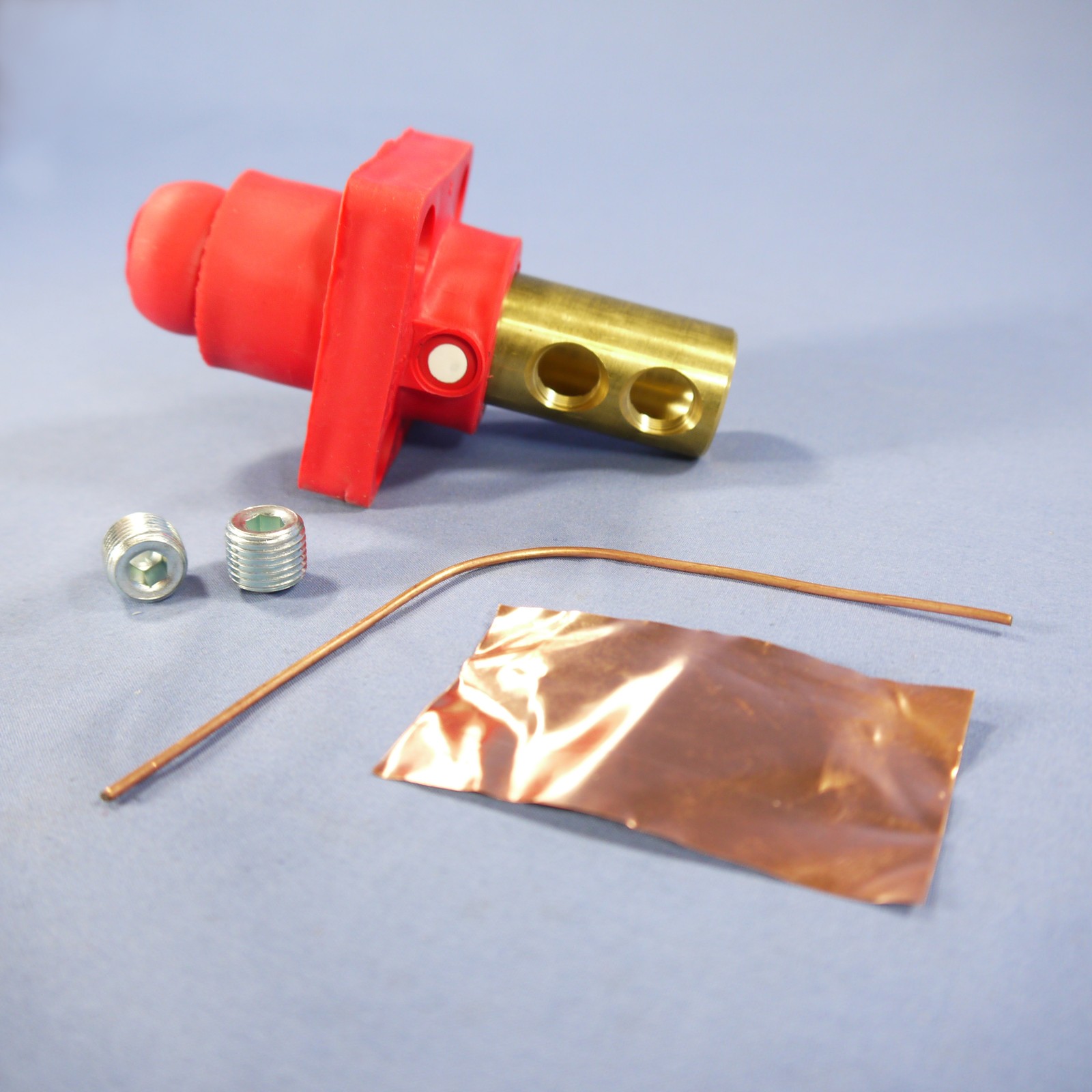 Leviton Red ECT 18 Series Cam Female Panel Receptacle Ball Nose 400A 18R24-R