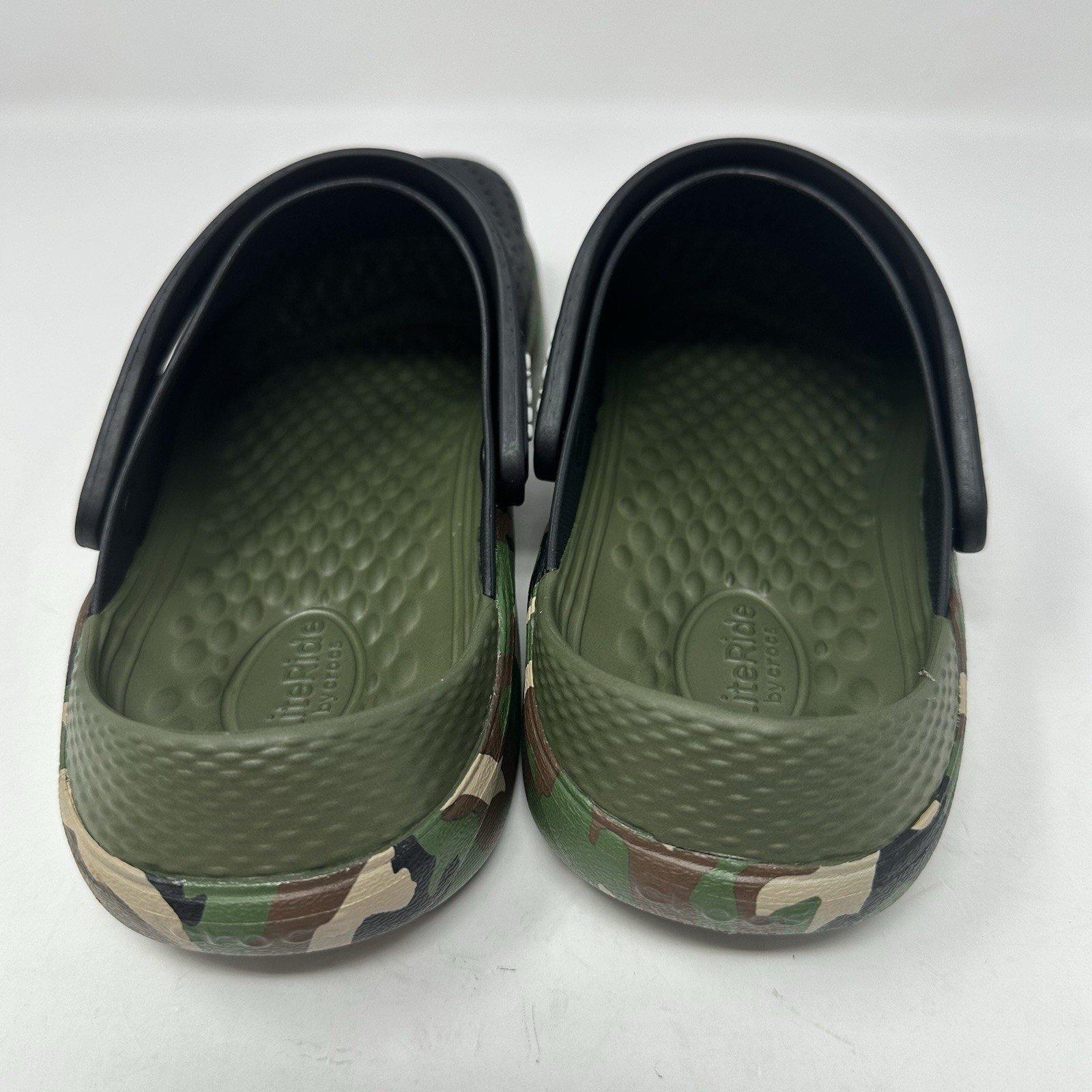 Crocs Literide Men Size 6 Women Size 8 Black/Camo