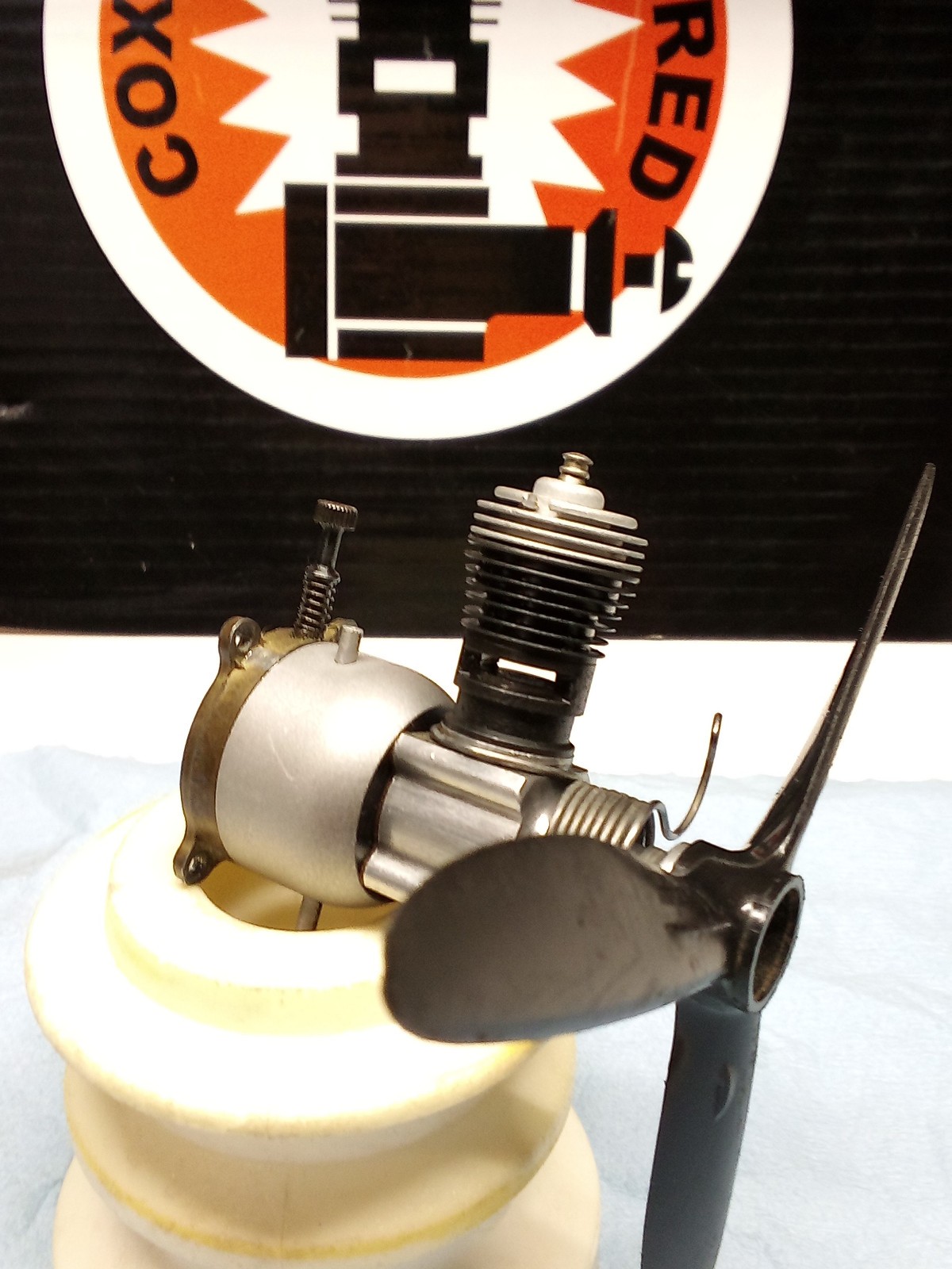 Vintage COX 049 Model Engine With Starter And Prop - #005