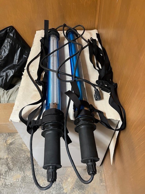 U.S. G.I. Fluorescent Light Kit, Unused Condition. Includes 2 Lights.