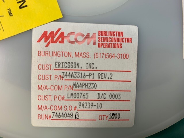 LOT OF (50) RARE NEW MACOM: MA4PH230 / ERICSSON: 344A3316-P1  Silicon, PIN DIODE