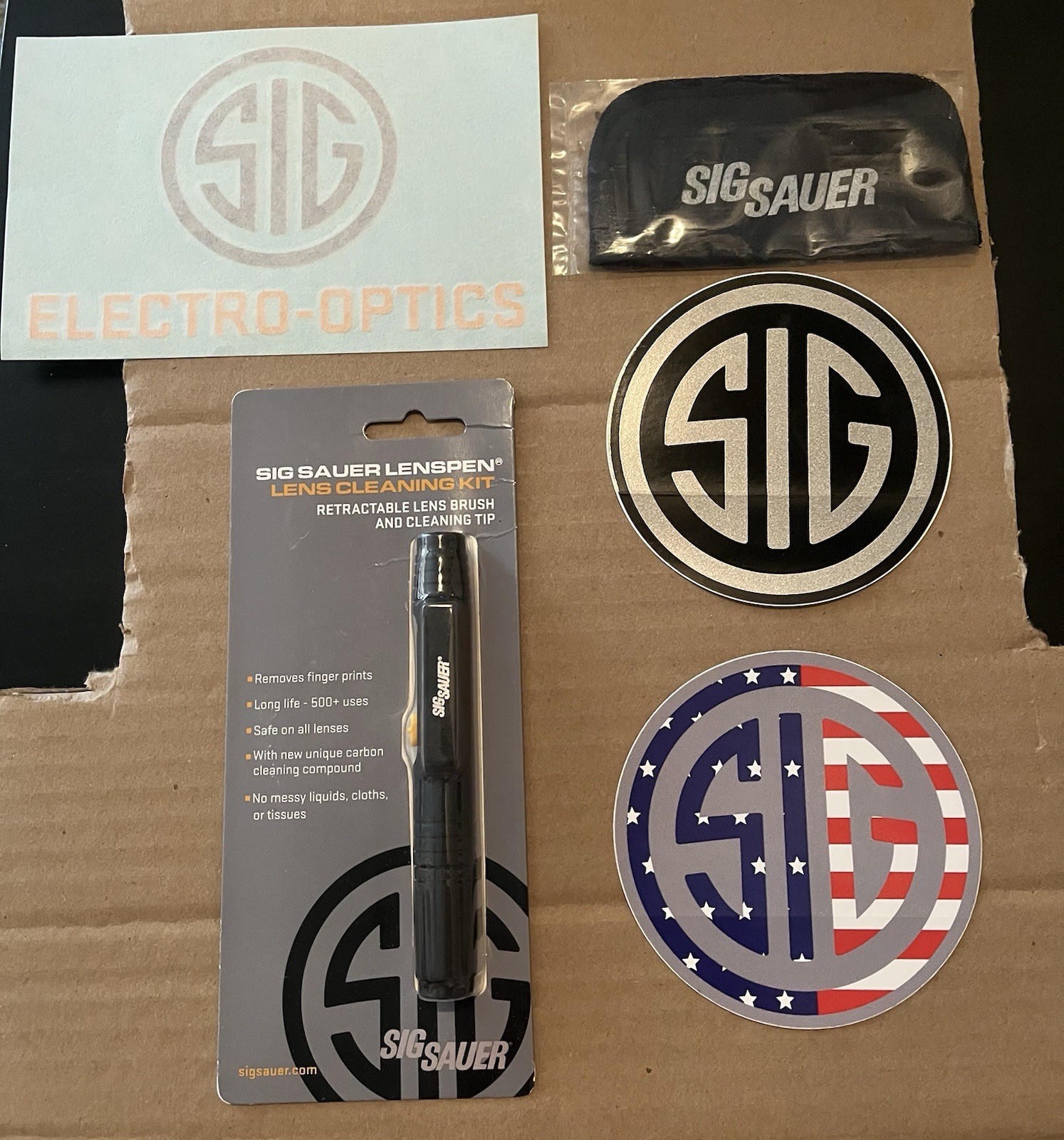 Sig Sauer Electro-Optics SOLCK1 Lens Pen Nylon Bristles AND 3 SIG Stickers/Cloth