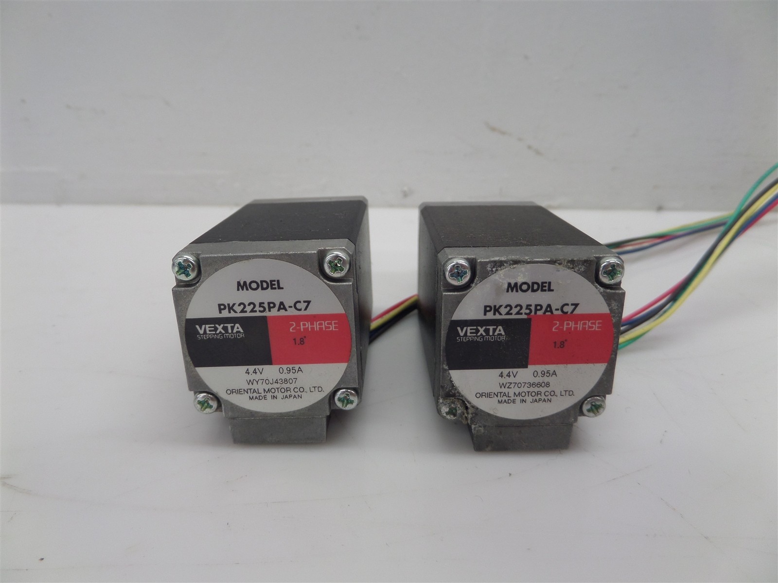 Lot Of 2 Vexta PK225PA-C7 2-Phase 1.8°/STEP Stepping Motors