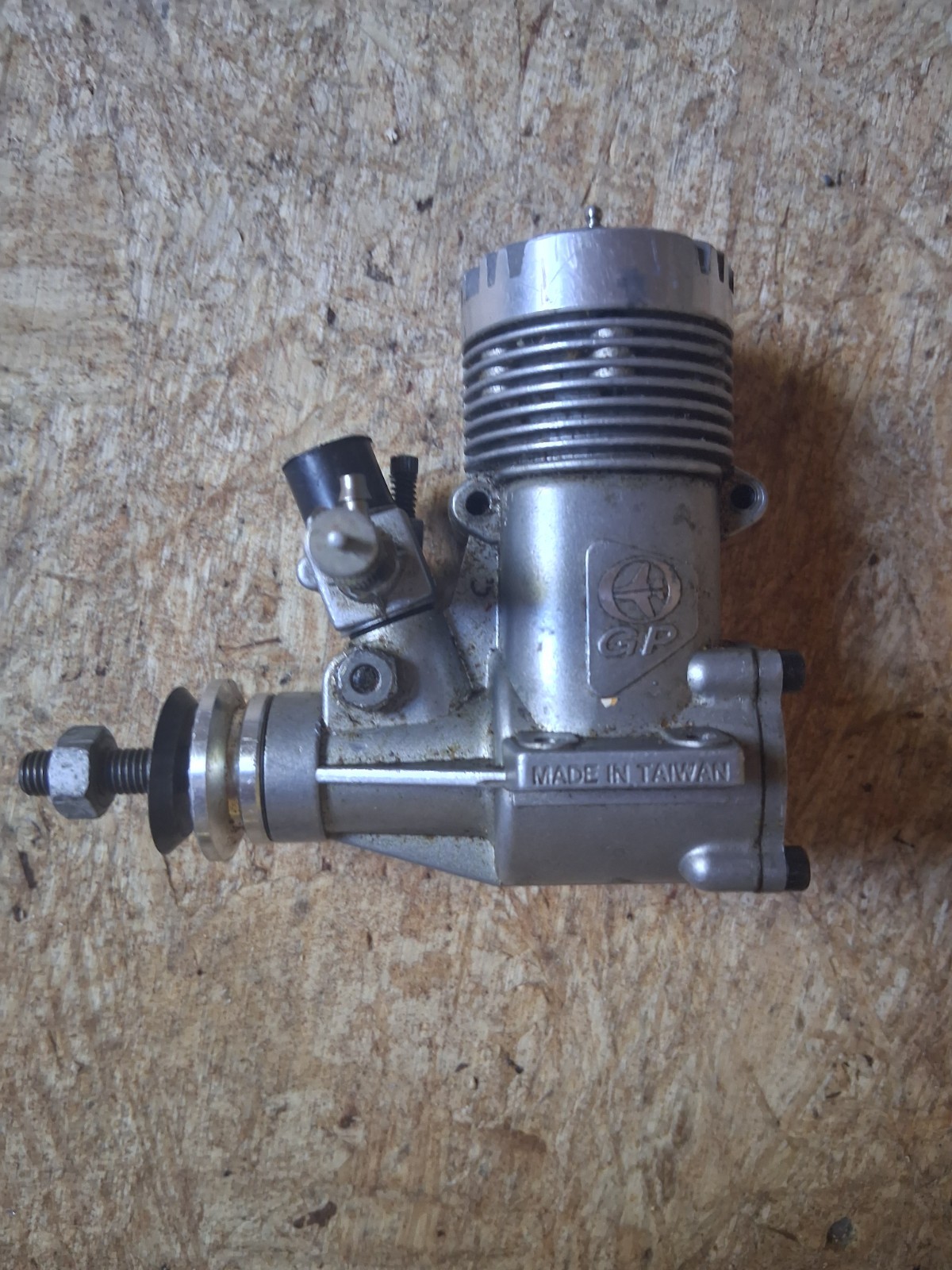 gp 40 nitro plane engine