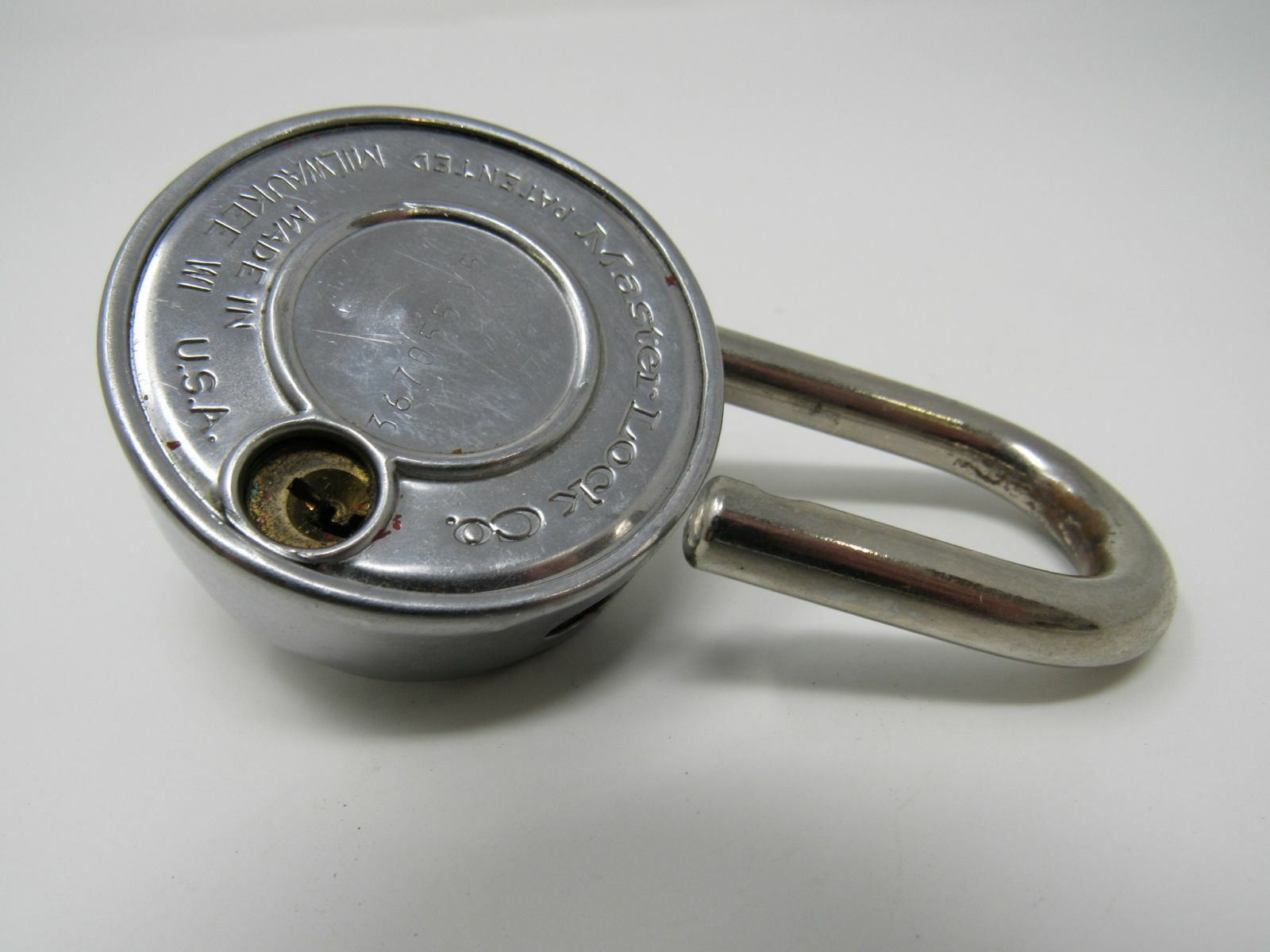 Master Lock Co Combination Pad Lock Back Key Hole 367055 V5