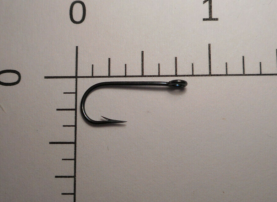 200 MUSTAD no.15 ROUND BENT SEA HOOKS RINGED BLUED SHORT SHANK BULK LOT! 2326