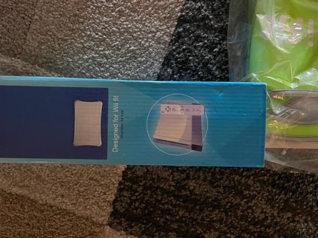 Wii FIT BALANCE BOARD TOTE AND MAT