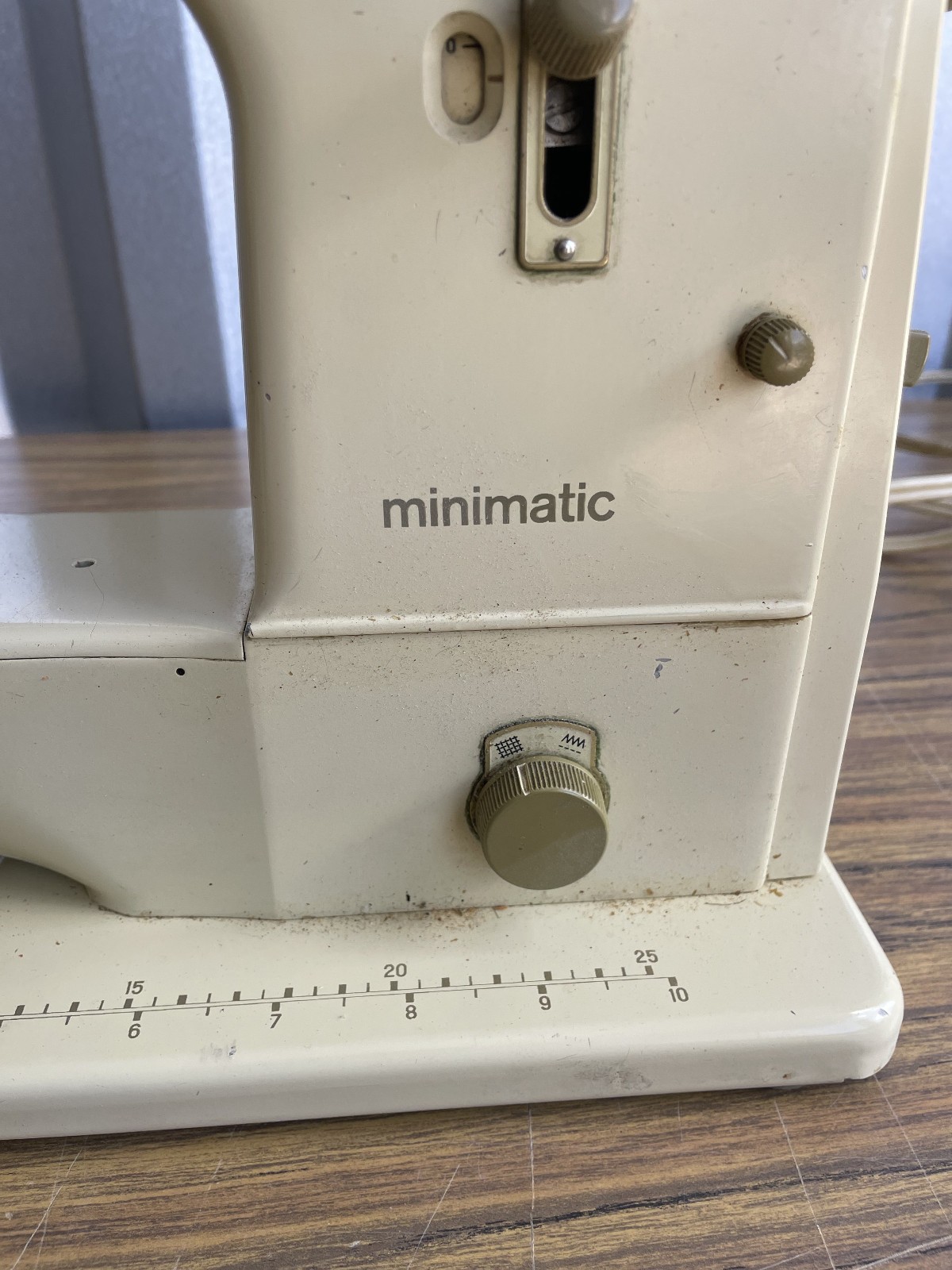 Bernina 707 Minimatic Sewing Machine W/Pedal Tested and Works