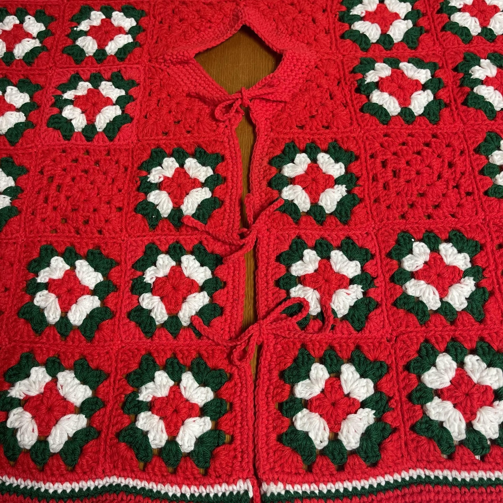 Vintage Handmade Crochet Christmas Tree Skirt Afghan Granny Square Holiday Decor