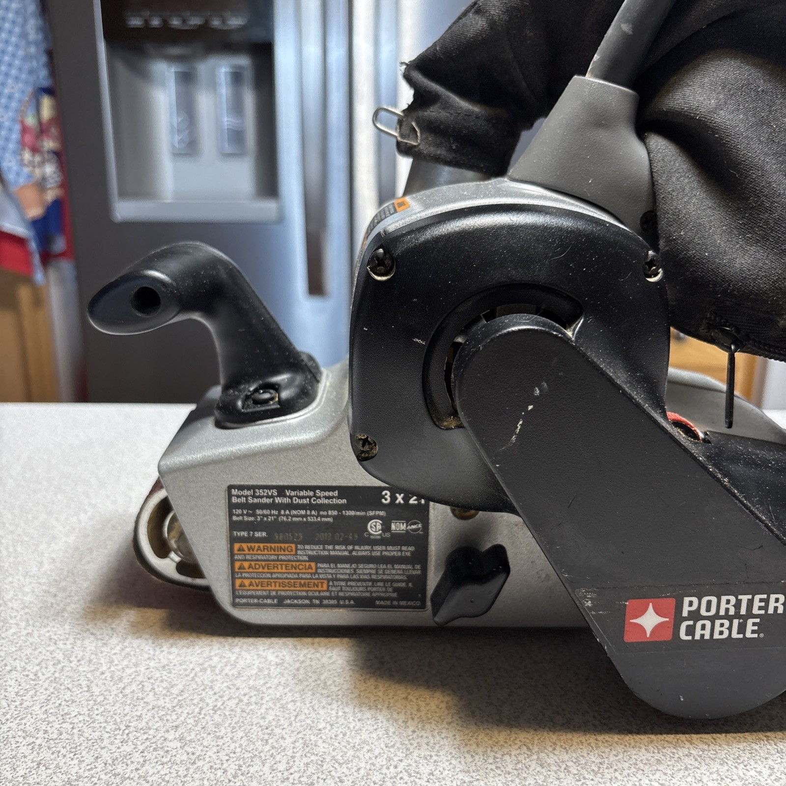 Porter Cable 352vs variable speed belt sander 3"x21" with bag