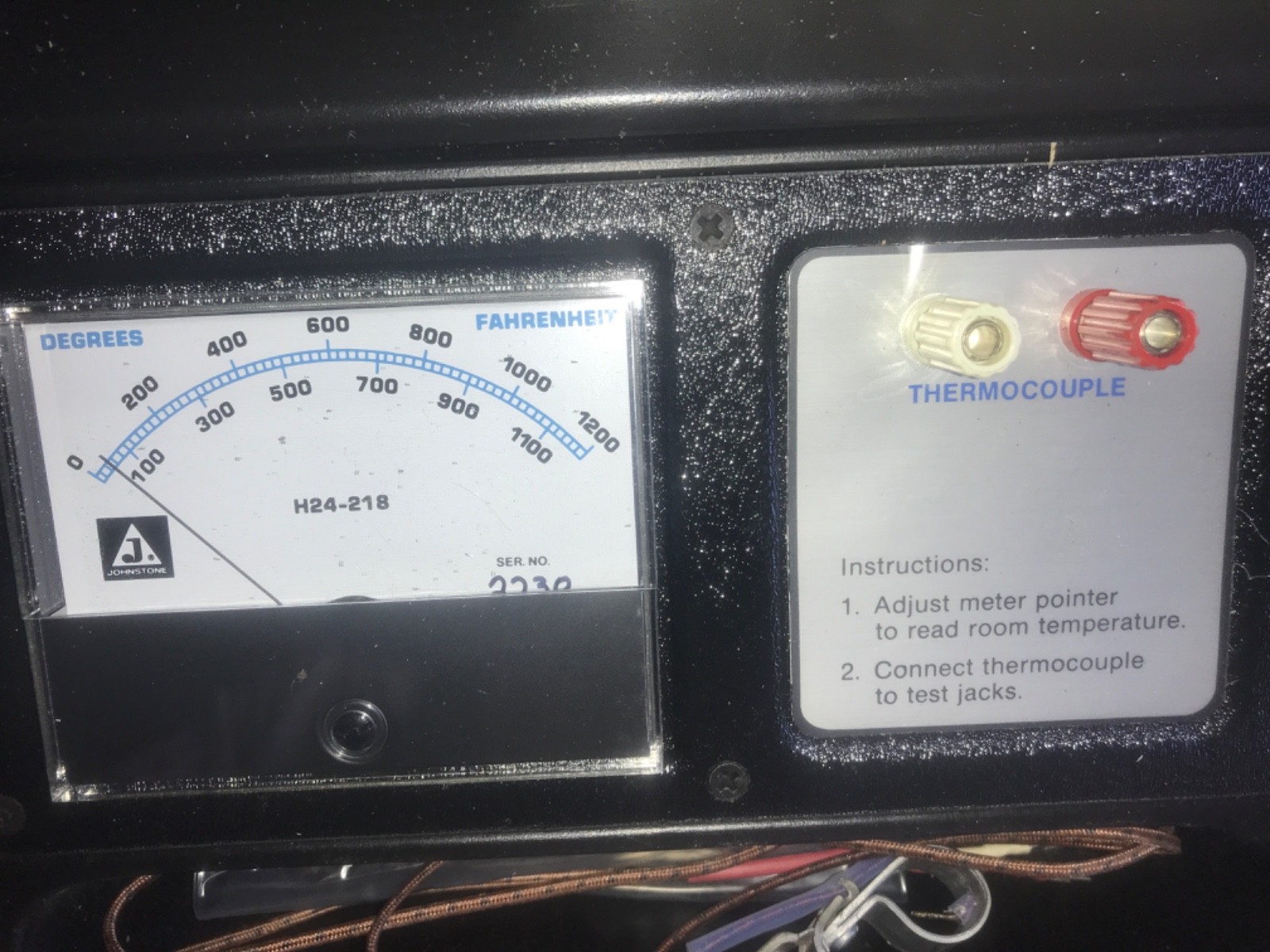 Johnstone 1200 F H24-218 Temperature Tester with Plastic Case/Tools/Instructions