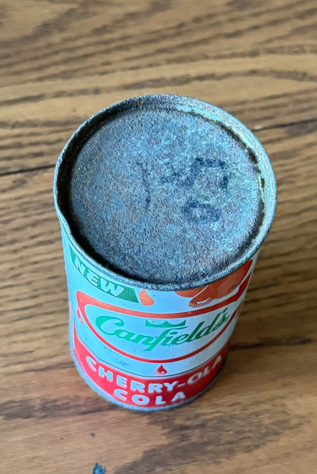 *Graphic* Canfield's Cherry-Ola Flat Top Soda Can--Pre-Zip Code