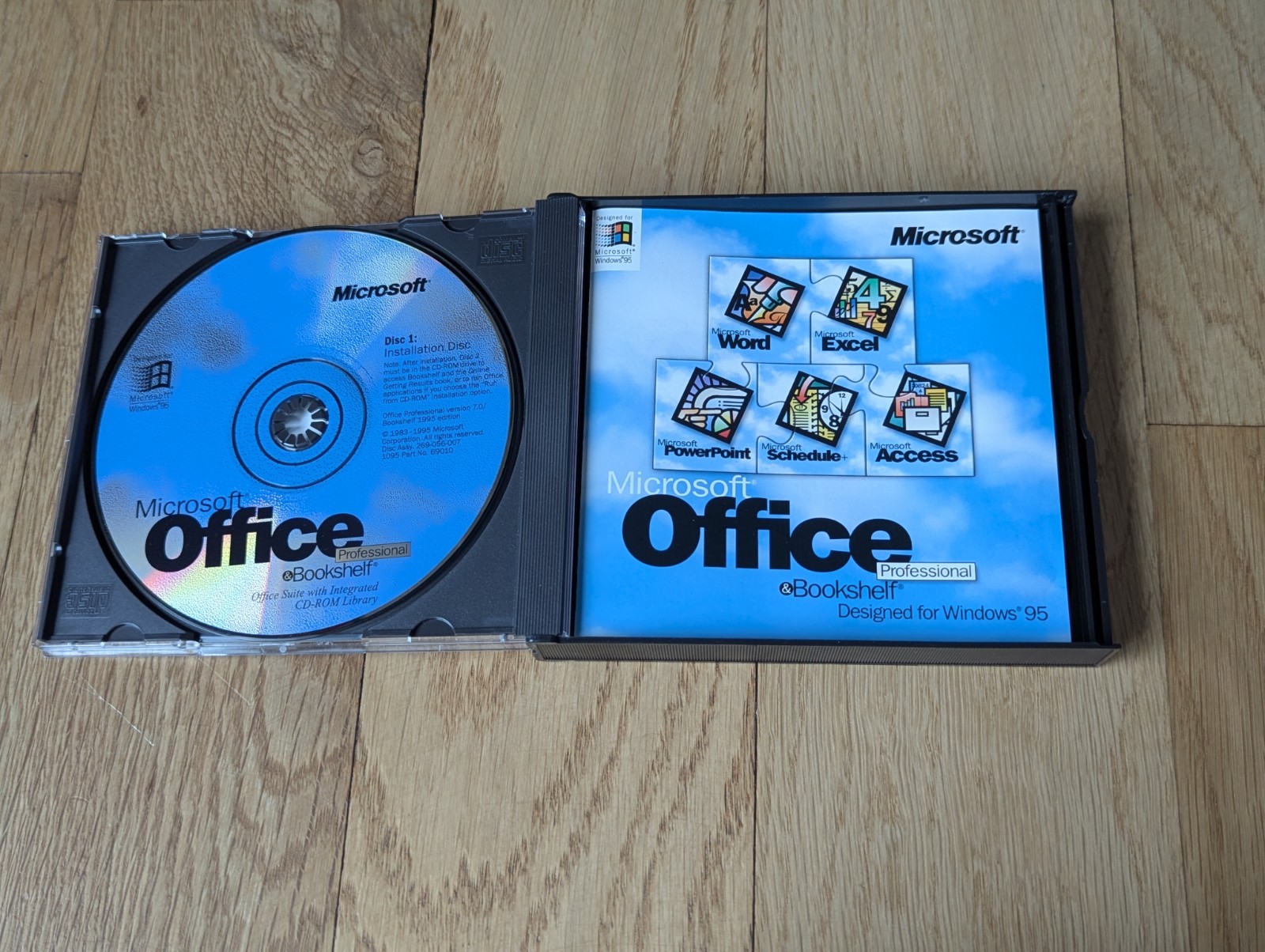 Microsoft Office And Bookshelf Professional For Windows 2 CDs, Box And Inserts