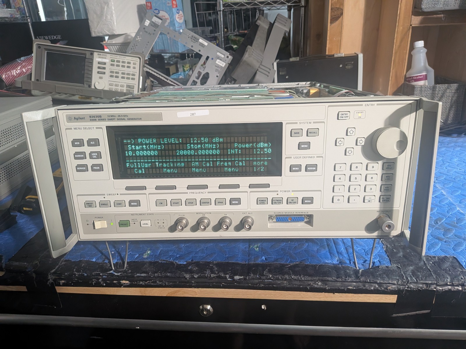 💪HP Agilent 83630B Signal Generator Cw/Sweeper Opt 8+1 NIST Cal'd! 26.5 Ghz 💪