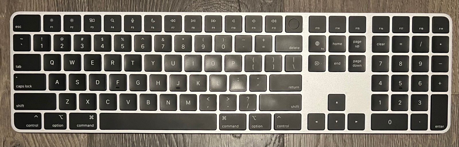 Apple Magic Wireless Keyboard Replacement Gray KEYCAPS KEYS (MMR3LL/A) (A2520)