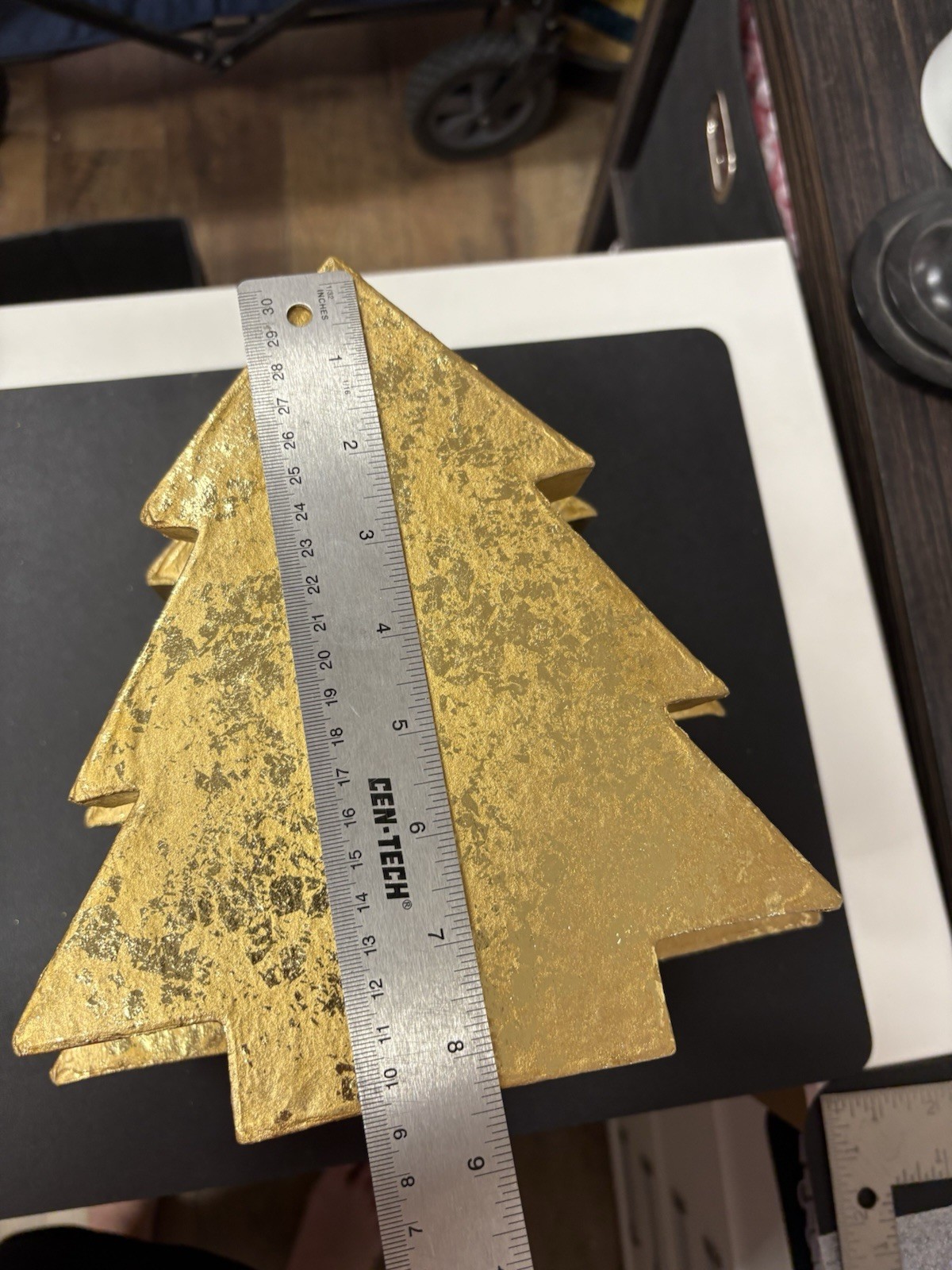 2 STAR AND 2 CHRISTMAS TREE NESTING BOXES GOLD