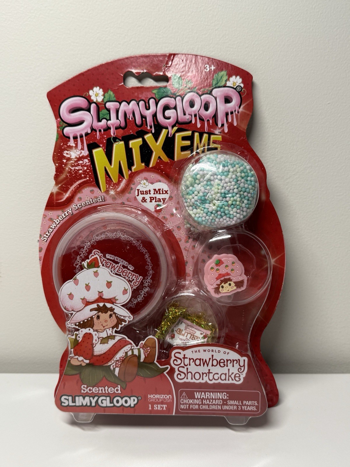 Strawberry Shortcake Scented Slime Mixing Kit With Charm And Glitter