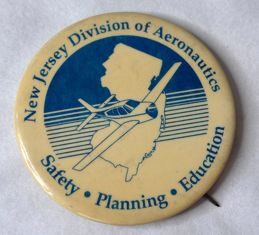 New Jersey Division Of Aeronautics Airplane Aircraft Pinback Aviation NJ VTG