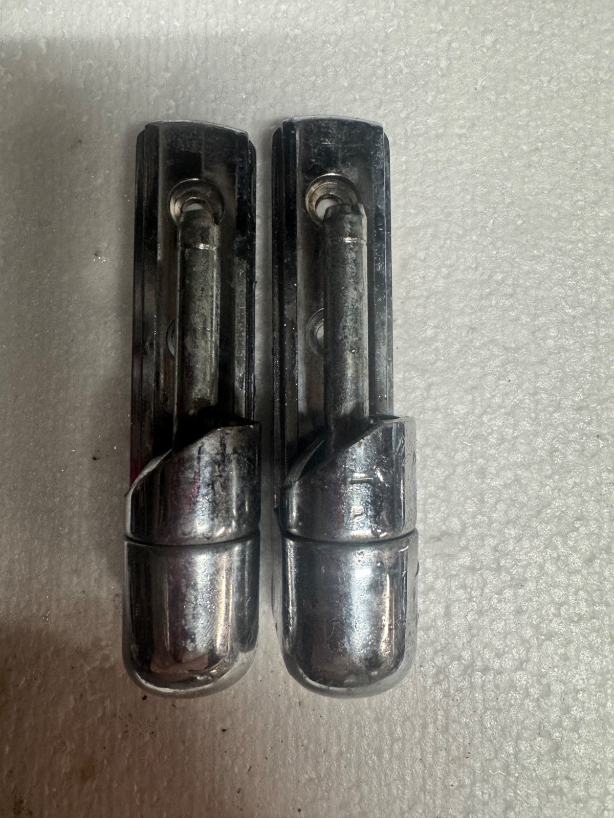 (2) Alto-Shaam Replacement Hinges For Various Heated Cook & Hold Smoker Cabinets