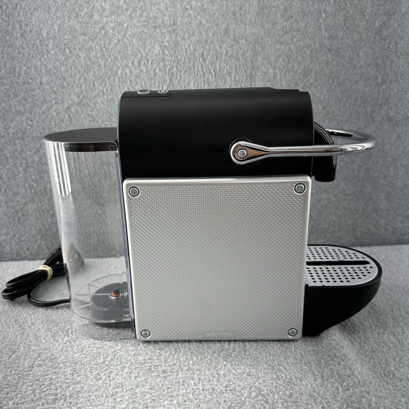 Nespresso Pixie EN124S Coffee & Espresso Machine DeLonghi Black/Silver Complete