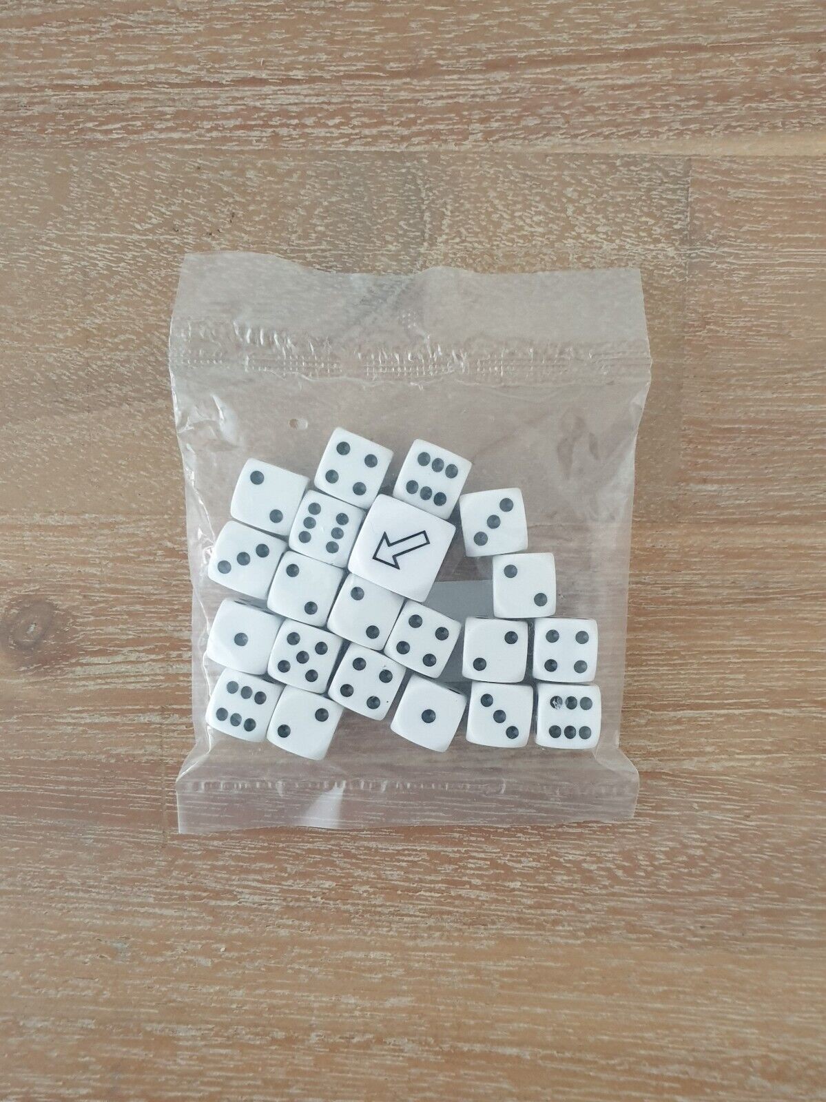 Horus Heresy Dice - 16mm Scatter Dice + 20x 12mm d6 dice - US Import Tax Paid*