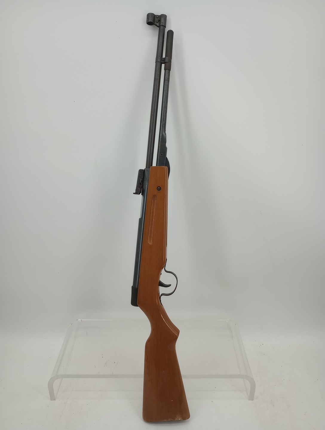 Vintage Chinese Under Lever Hunter Wood Stock High Powered .177 Pellet Rifle