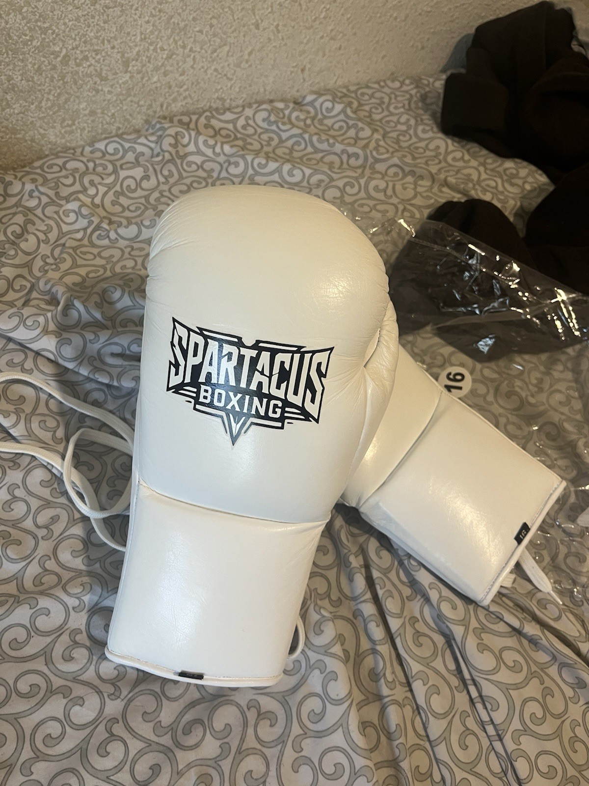 Spartacus Pro  Sparring Gloves 16 oz (Winning, Everlast, Rival)
