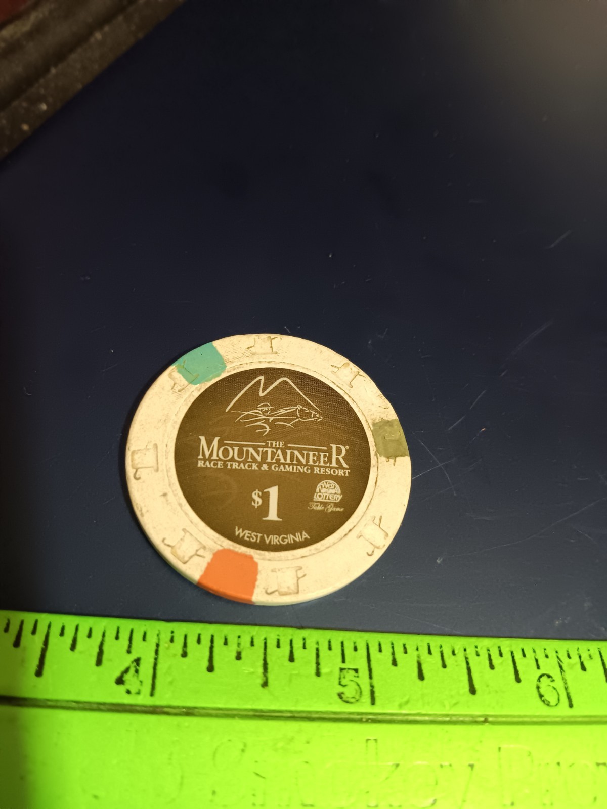 Casino Chip- MOUNTAINEER RACETRACK & GAMING RESORT WV. (25-1737)