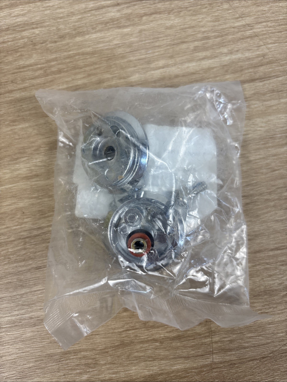 Global Partitions 40-8513380 HDW BE/SS Concealed Latch Door Knobs 2EHL4