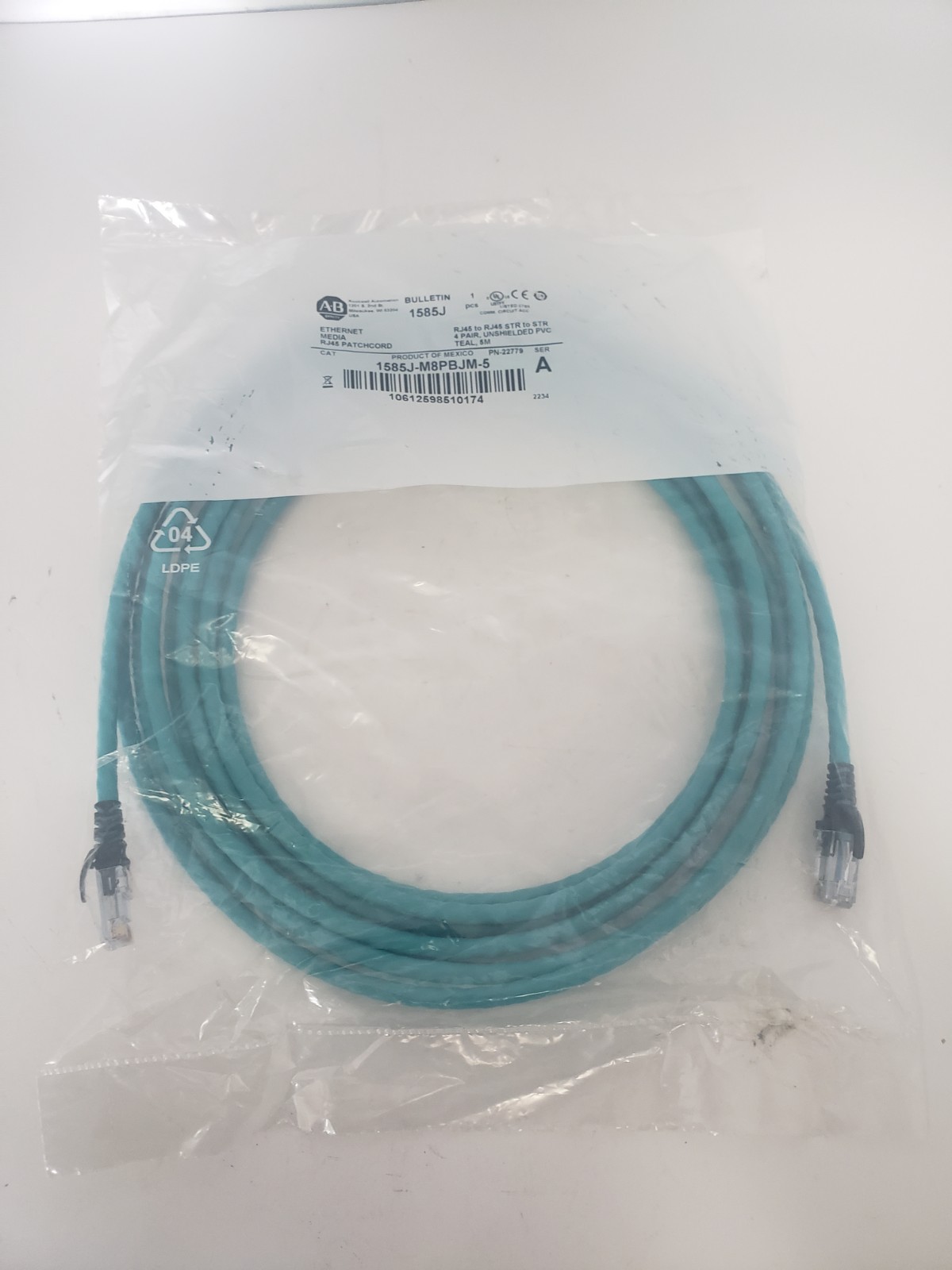 ALLEN BRADLEY 1585J-M8PBJM-5 ETHERNET PATCHCORD 5 METERS LONG, NIB